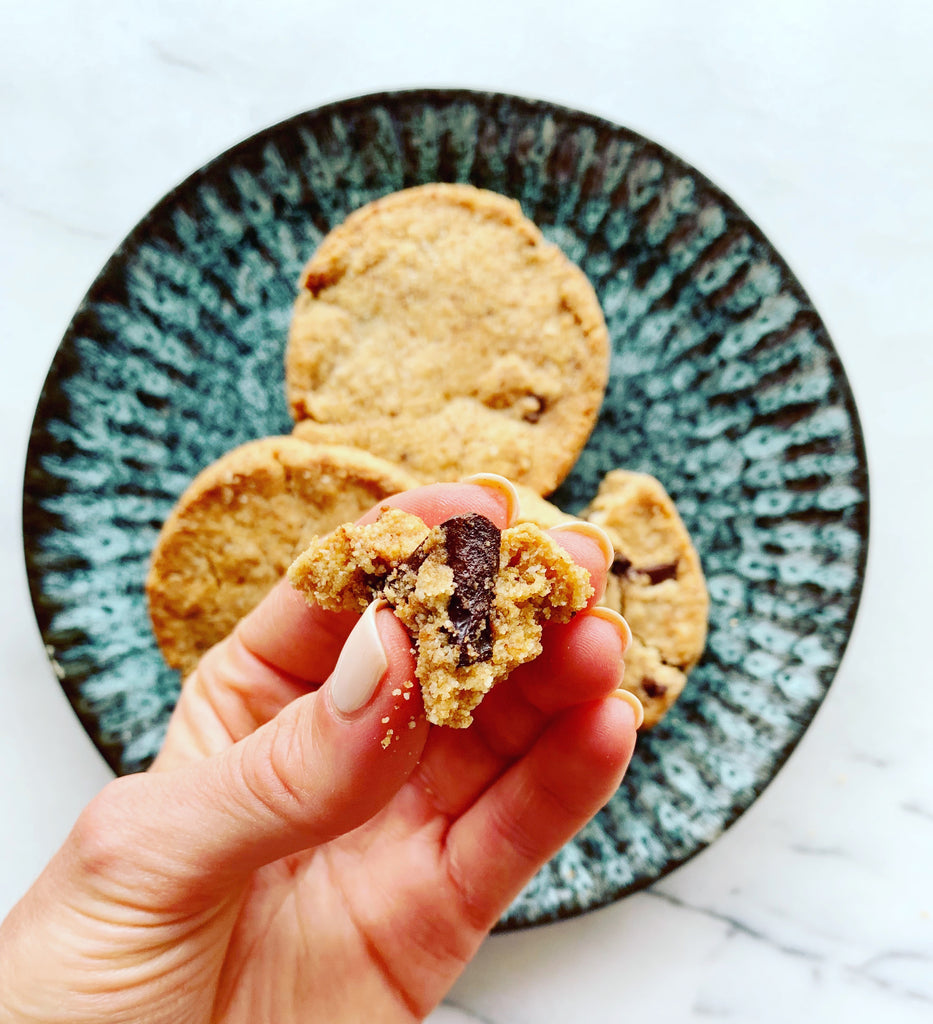 Almond & Baobab Chocolate Chunk Shortbread